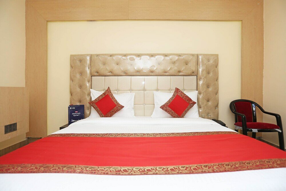 Фото Oyo 15530 Hotel G S Residency