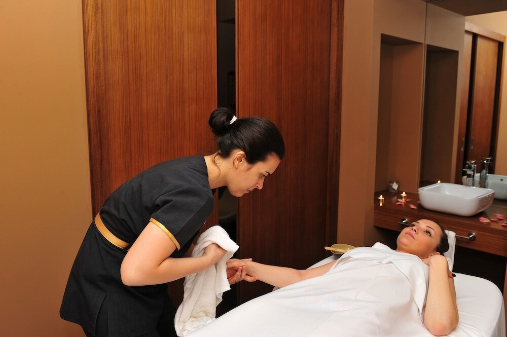 Фото Axis Porto Business & SPA Hotel