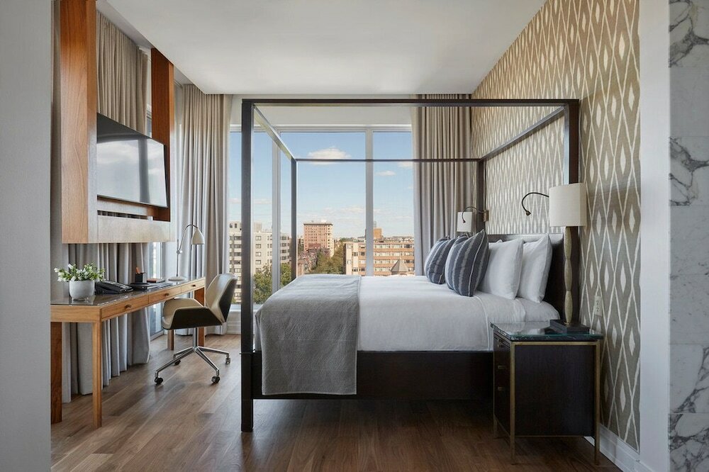 Фото The Dupont Circle Hotel