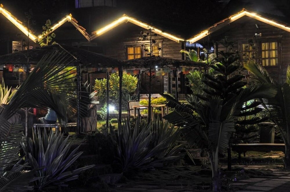 Фото Lotus Sutra