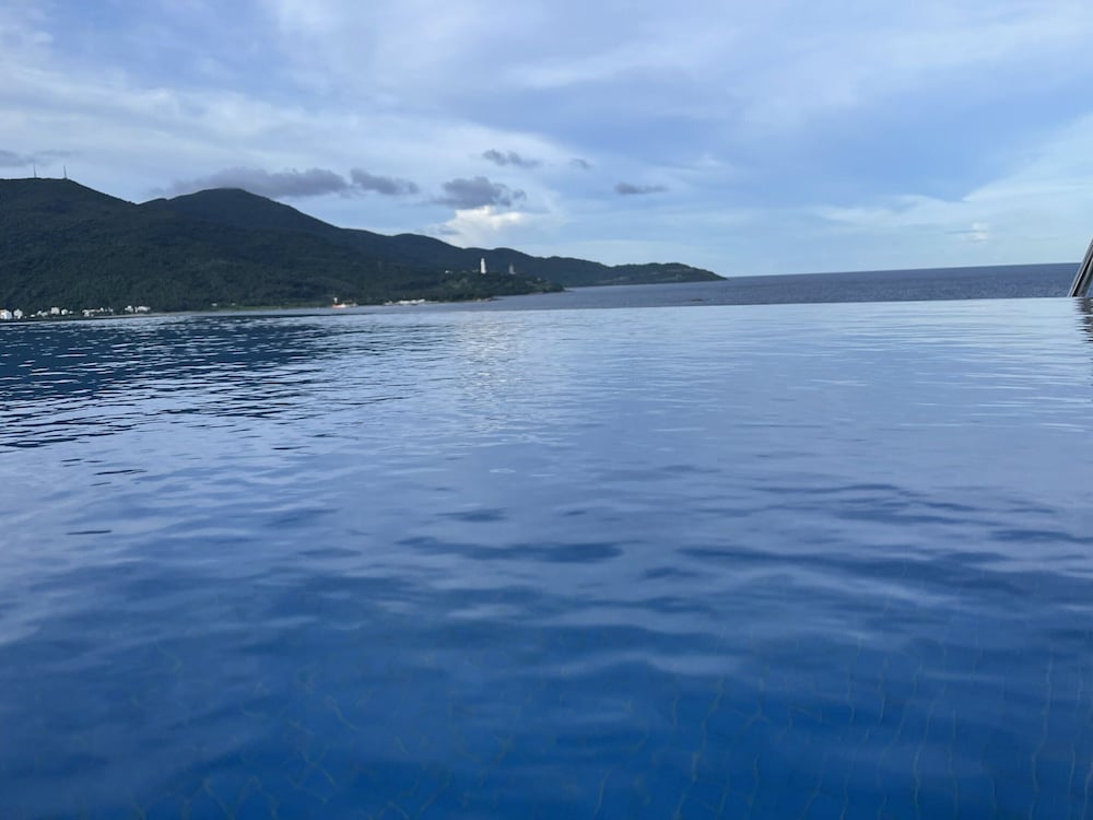 Фото De L'amour Hotel