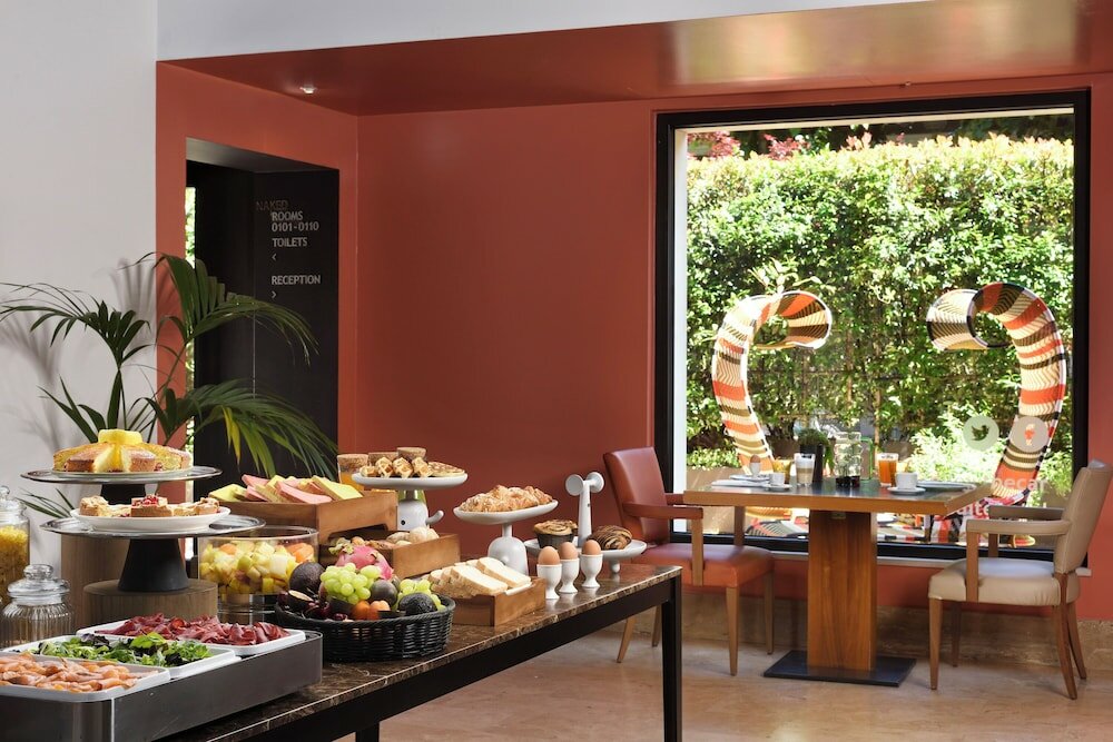 Фото отеля 3