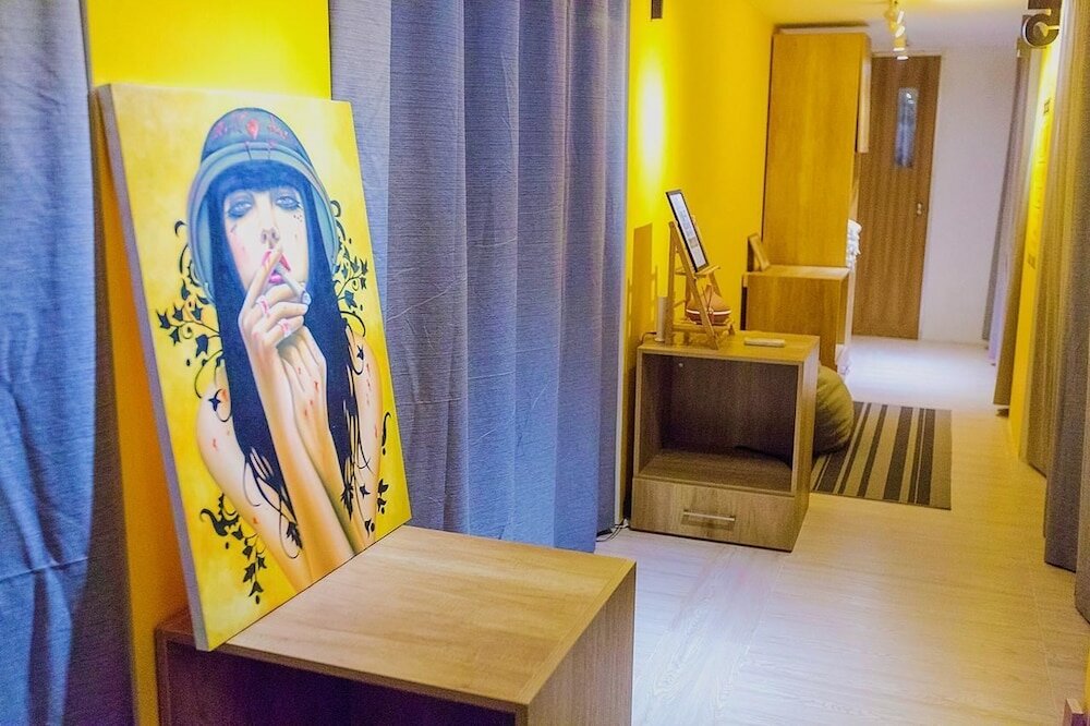 Фото HipsterCity