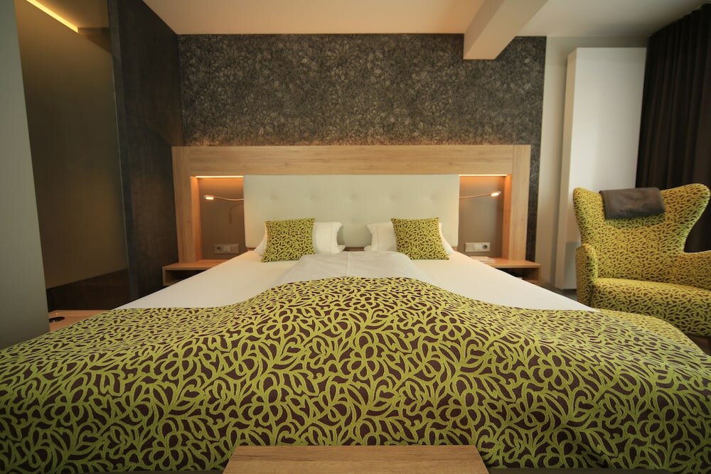 Фото Landidyll Hotel Gasthof zum Freden