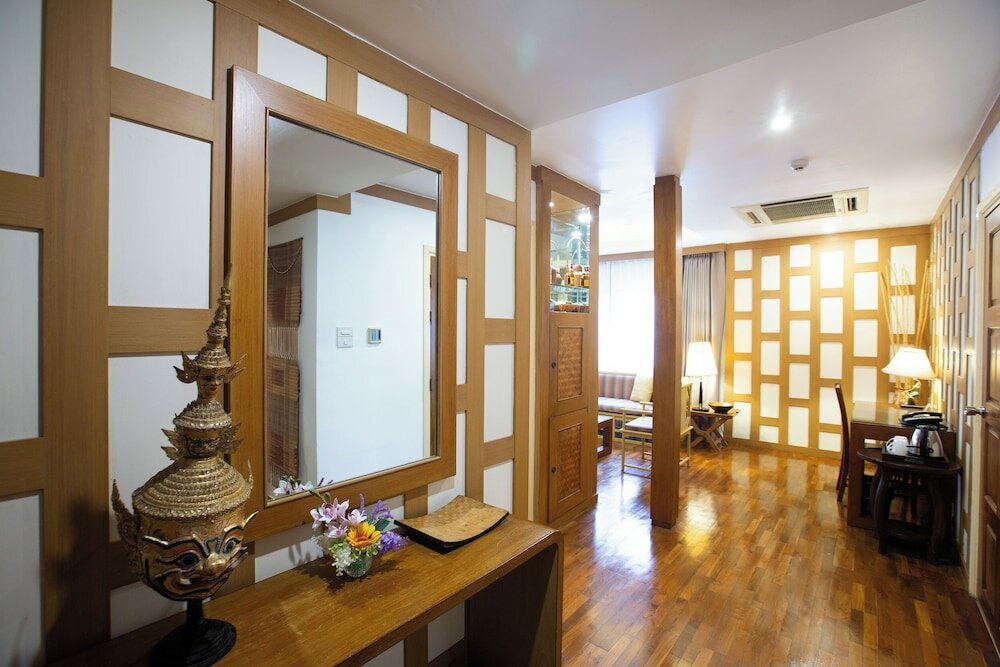 Фото The Tarntawan Hotel Surawong Bangkok