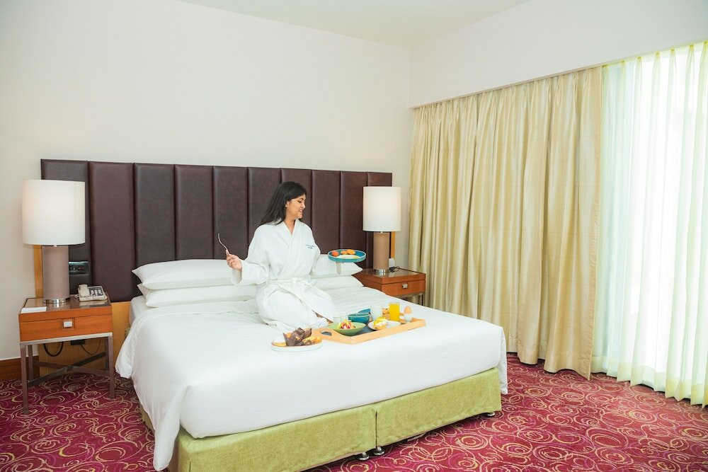 Фото Courtyard Hyderabad by Marriott