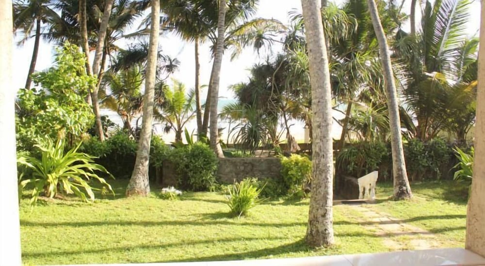 Фото Jaga Bay Resort