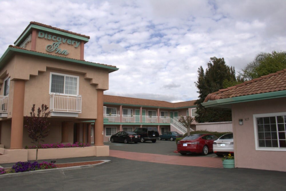 Фото Discovery Inn