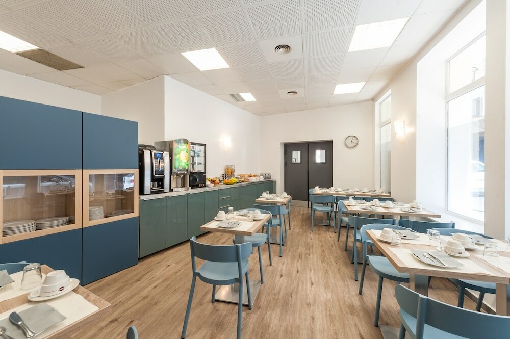 Фото ResidHotel Marseille Vieux Port