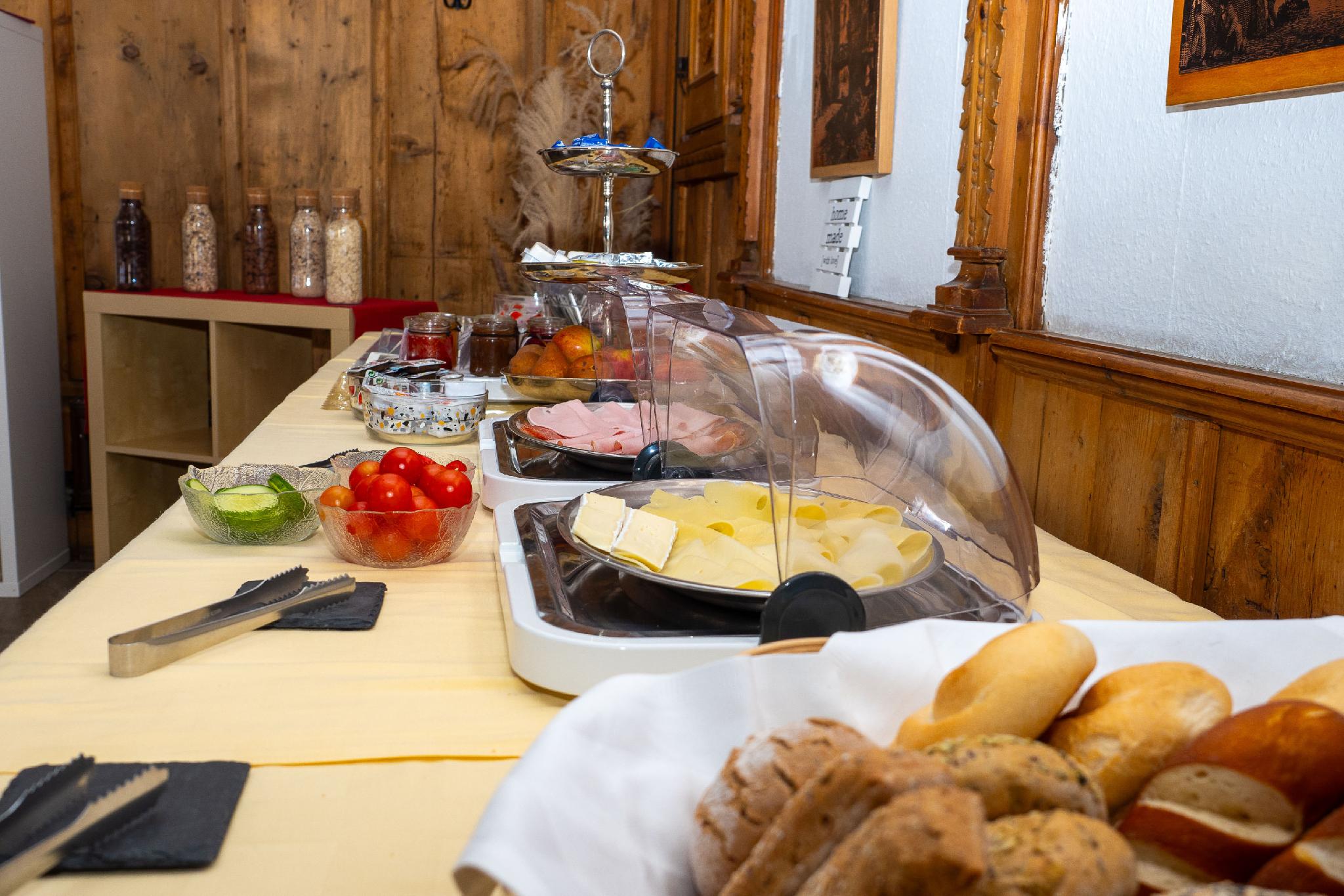 Фото Hotel Heimgartl