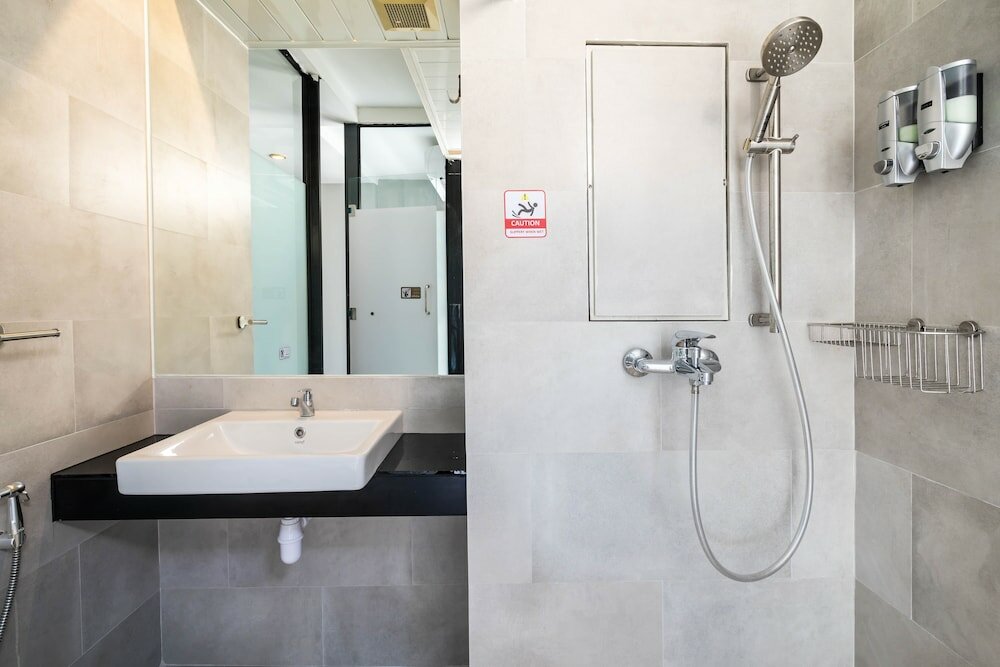 Фото Nice Hotel Ratchada