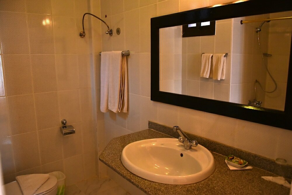 Фото Coral Garden Beach Resort