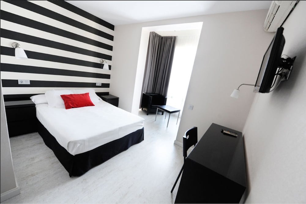 Фото Hotel Domus