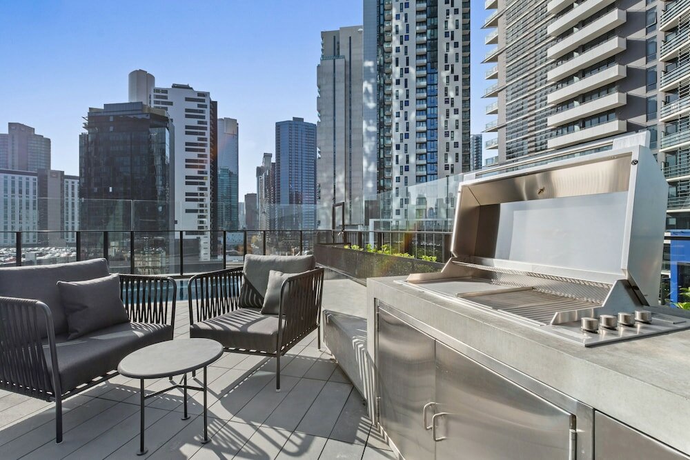 Фото Shadow Play by Peppers