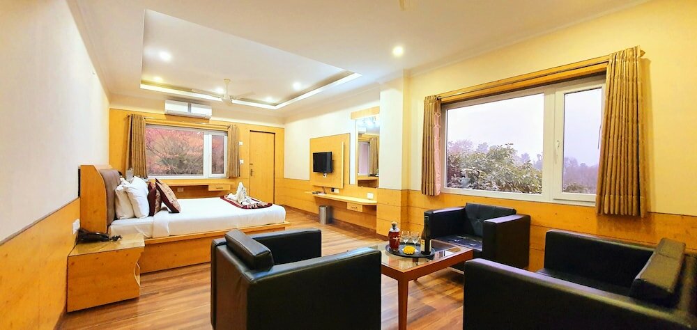 Фото Quartz Himalayan Brothers