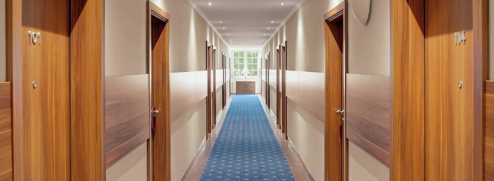 Фото Hotel Oranien Wiesbaden