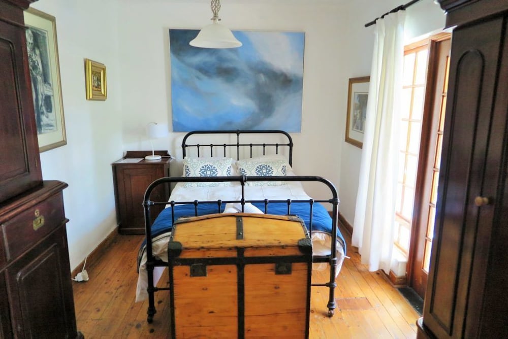 Фото Sandton Farmhouse Executive B&b