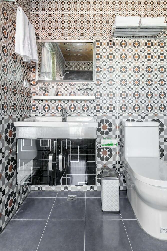 Фото Mambo Boutique Hotel