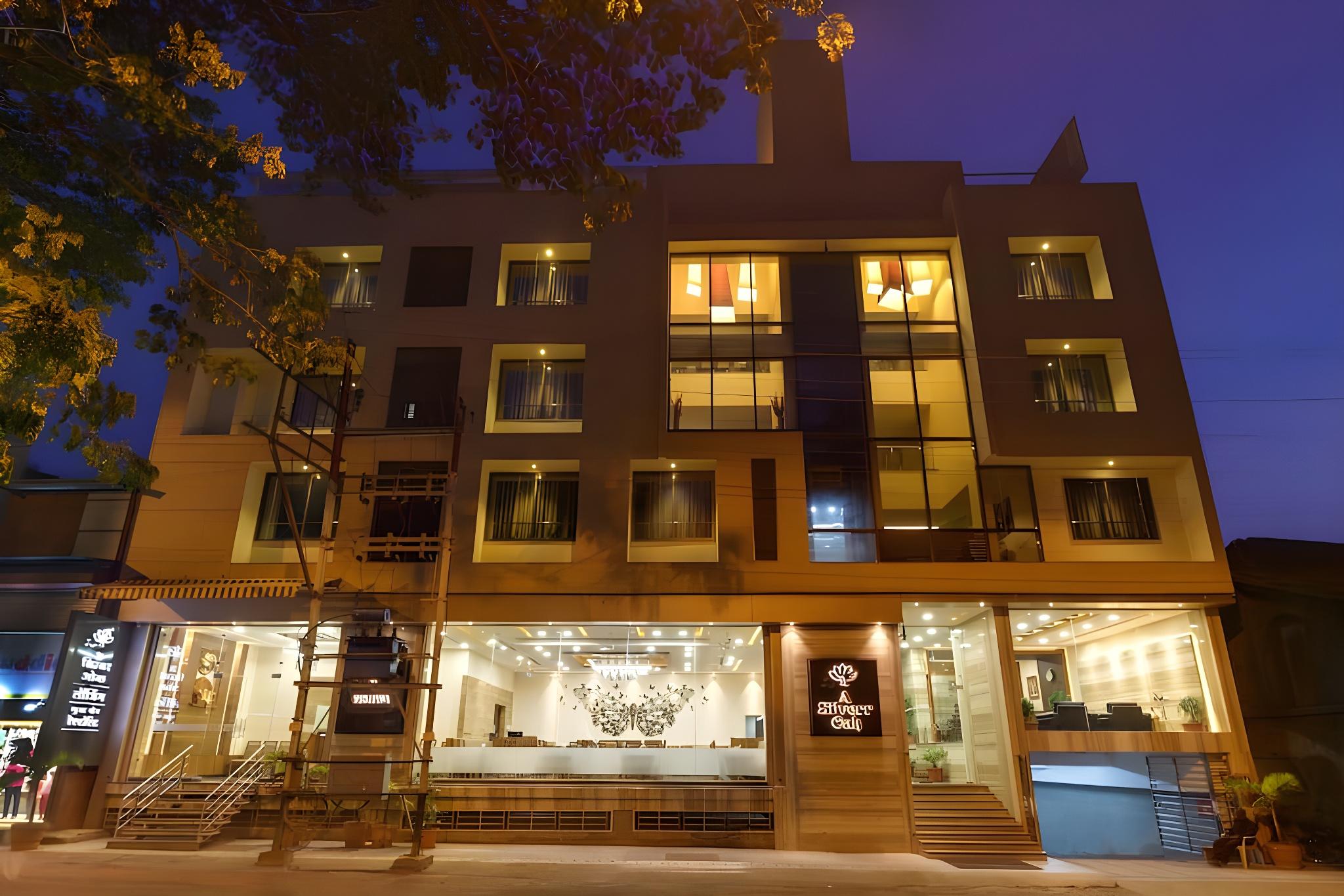 Фото отеля 1