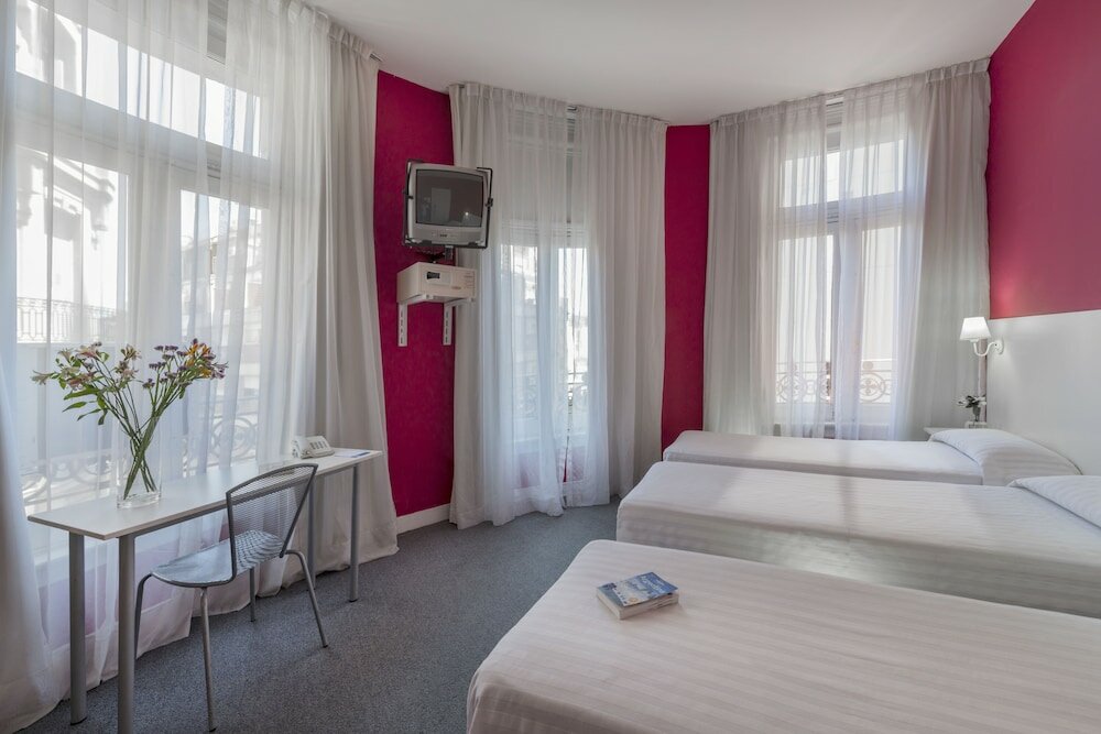 Фото Hotel Mundial