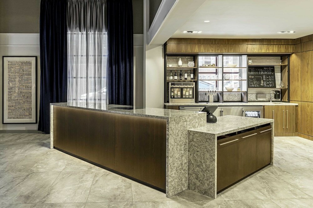 Фото New Haven Hotel