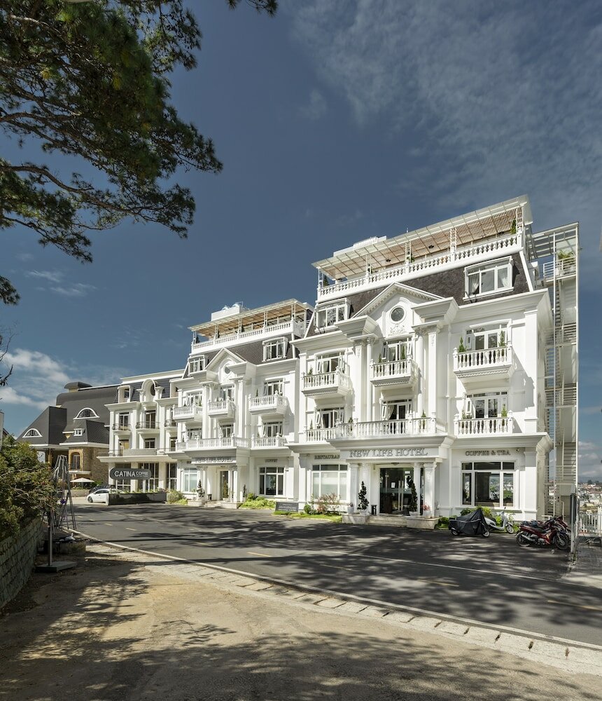 Фото New Life Dalat Hotel