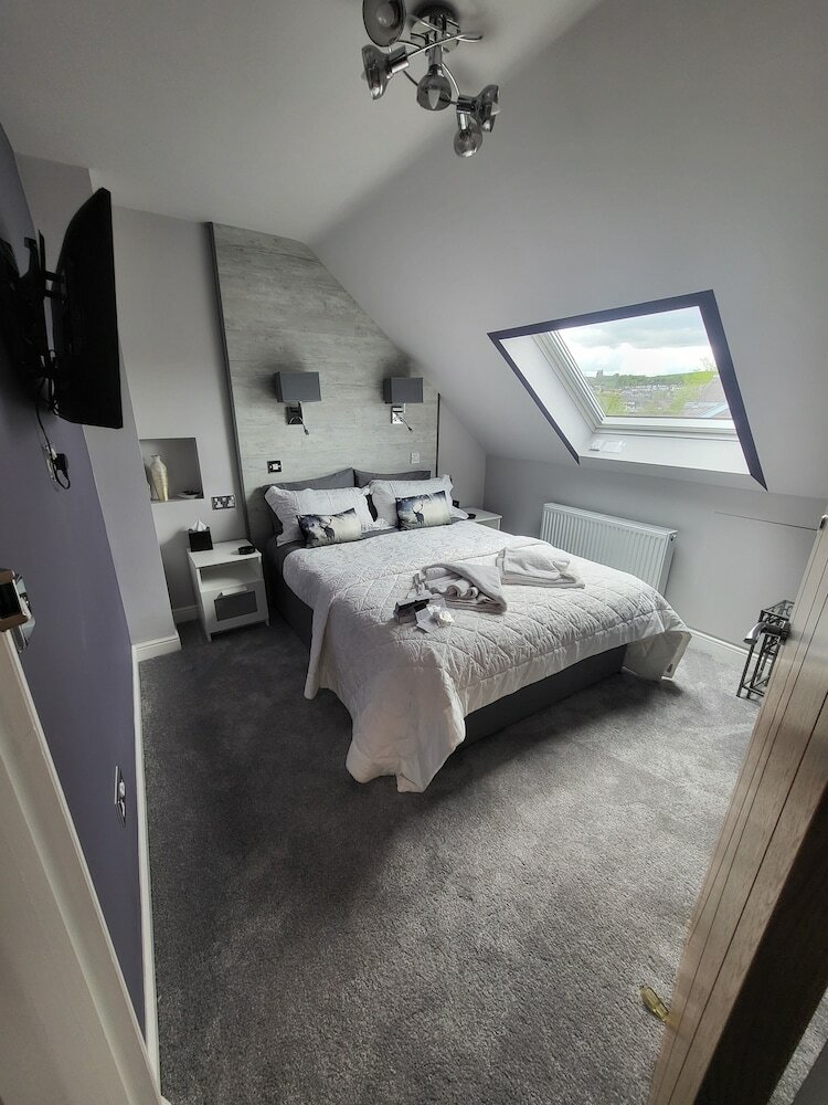 Фото Lauderville Guest House