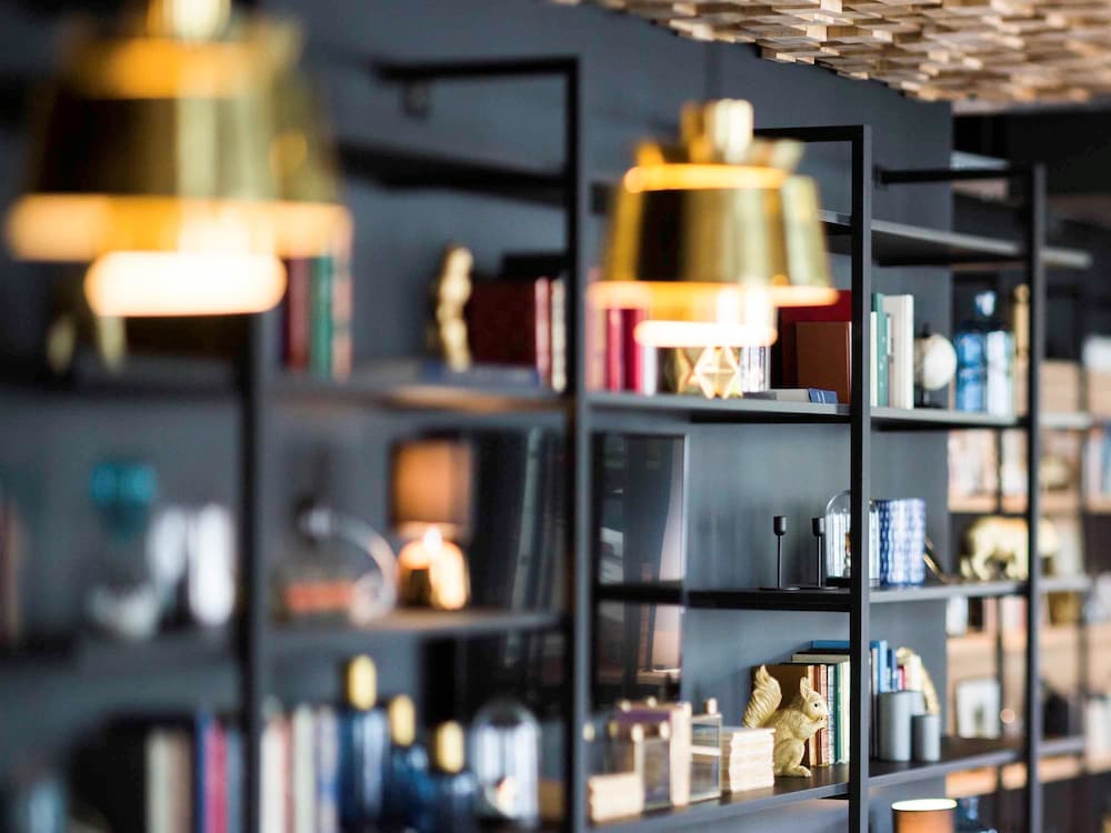 Фото Ibis Styles Laval Centre Gare