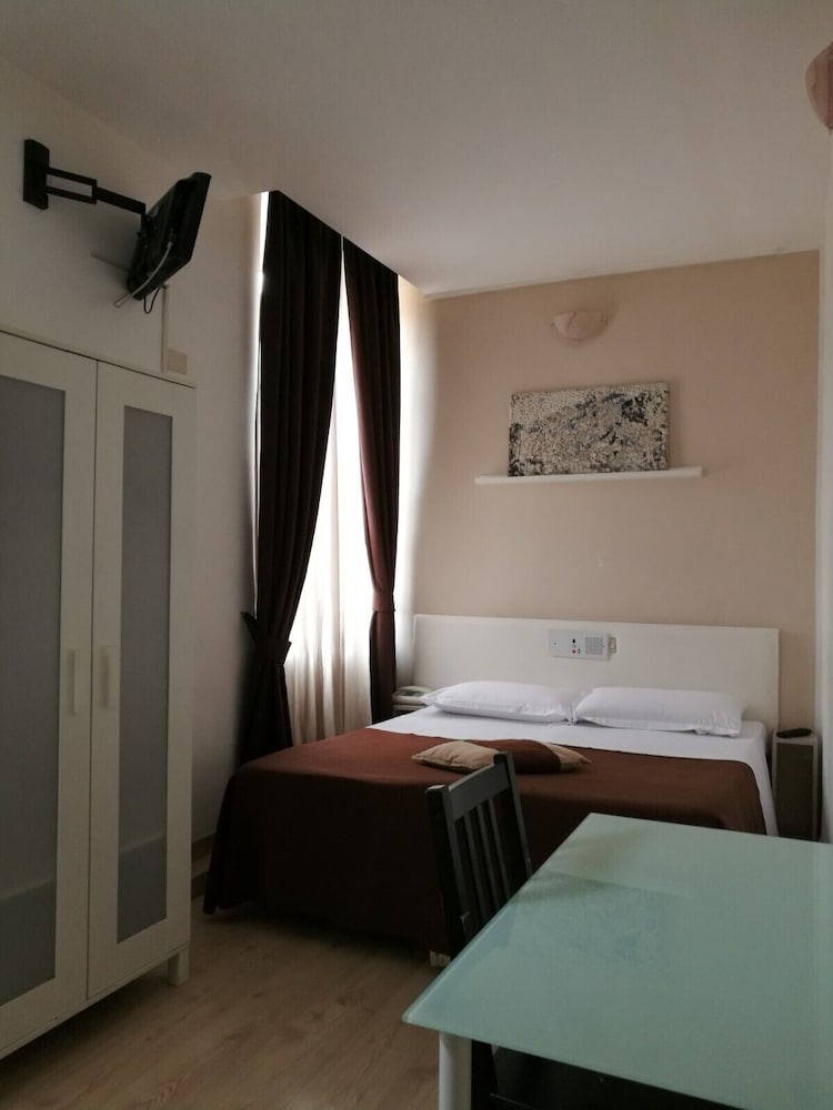 Фото Отель Indipendenza