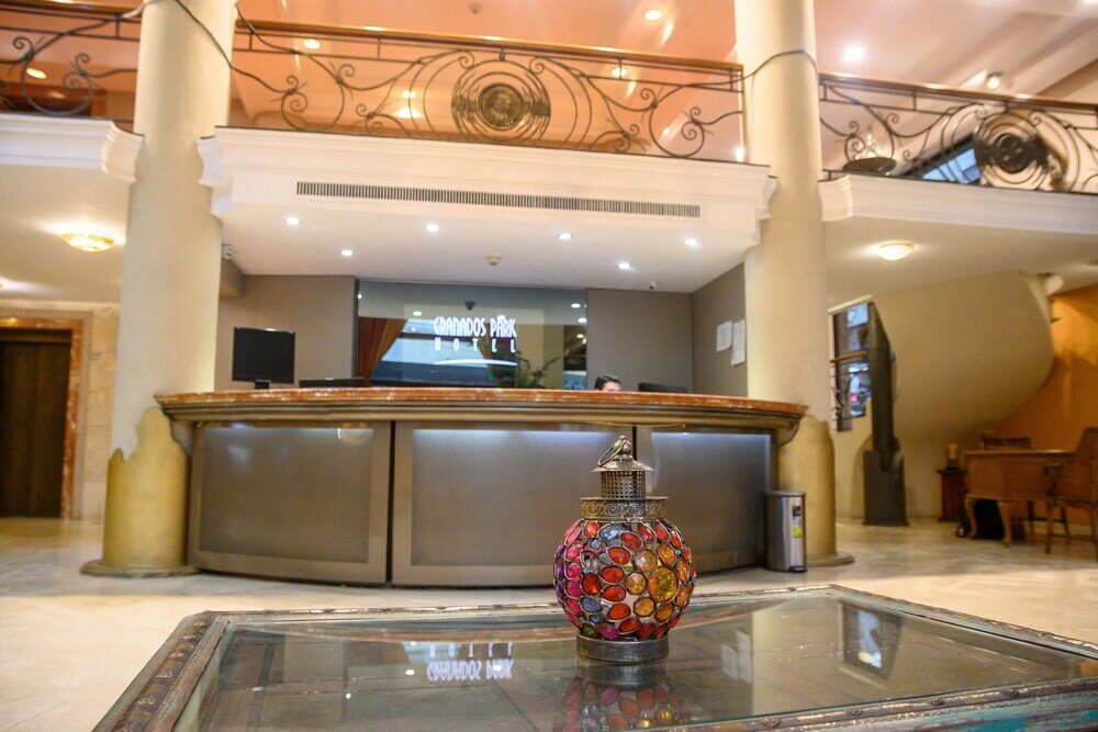 Фото Granados Park Hotel