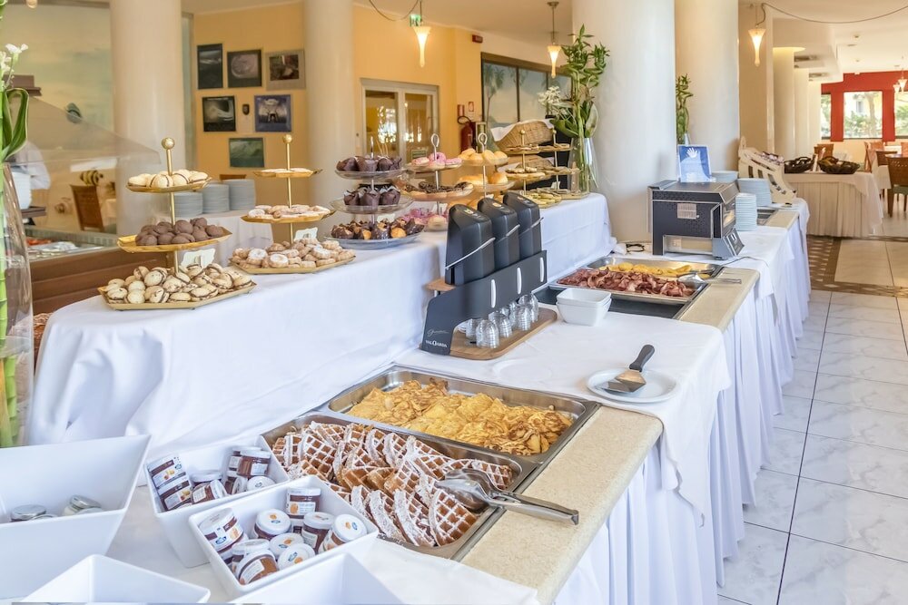 Фото American Hotel