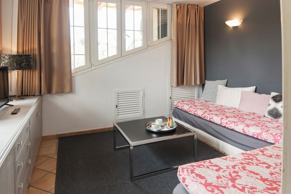 Фото Hotel Boutique Villa Lorena by Charming Stay