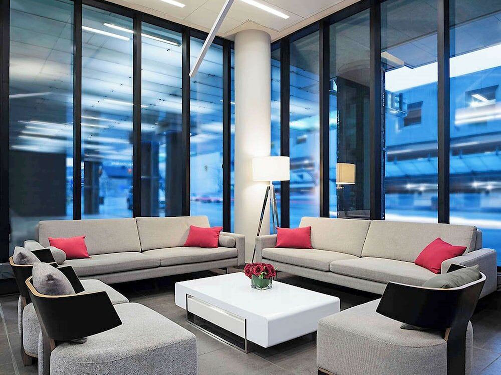 Фото DoubleTree by Hilton Ottawa Downtown