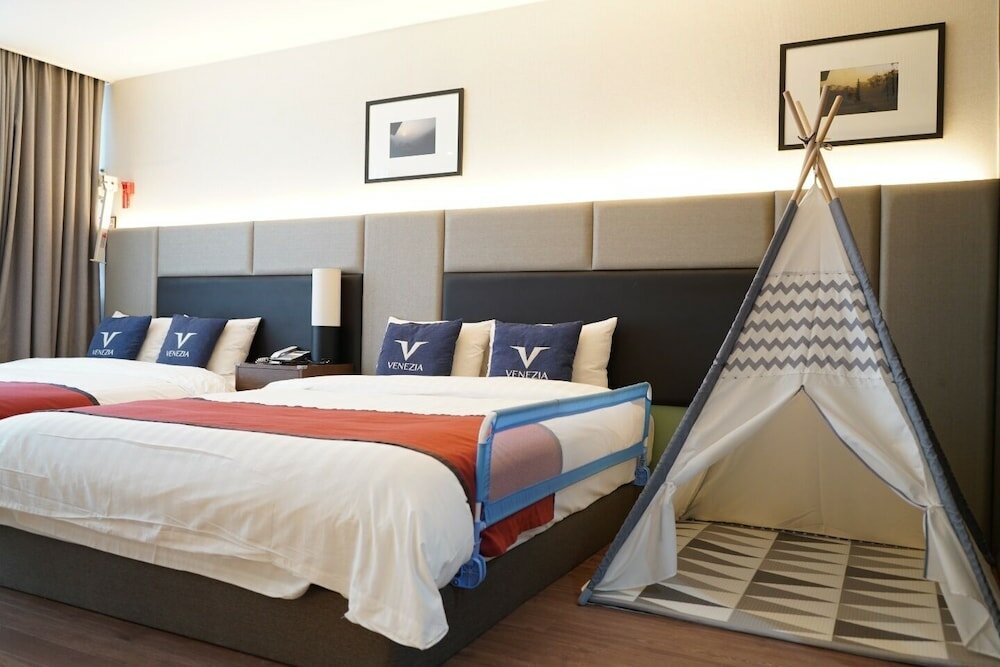 Фото Yeosu Venezia Hotel & Resort