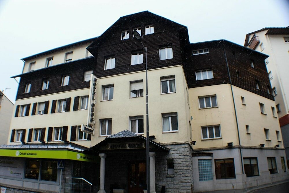 Фото Evenia Oros