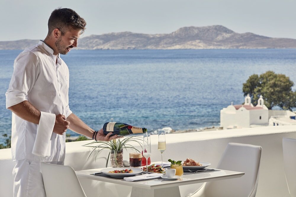 Фото Katikies Mykonos - The Leading Hotels Of The World