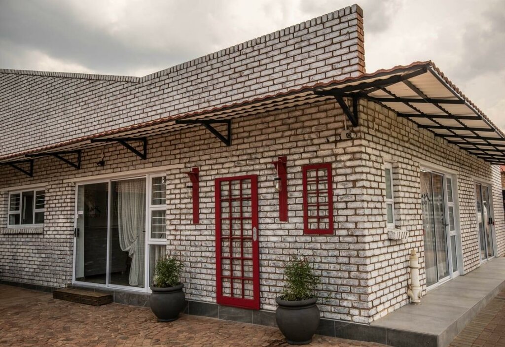 Hotel Oppiplot Guest House, Kempton Park, photo