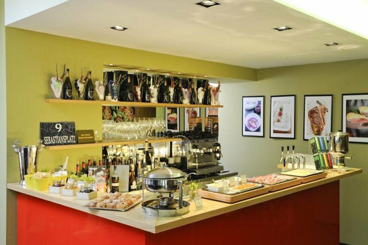 Фото Hotel Blauer Bock