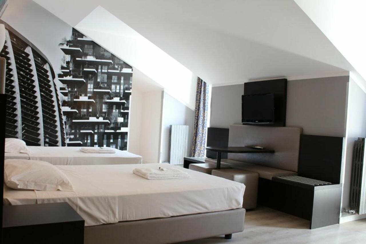 Фото Хостел New Generation Hostel Milan Center Navigli