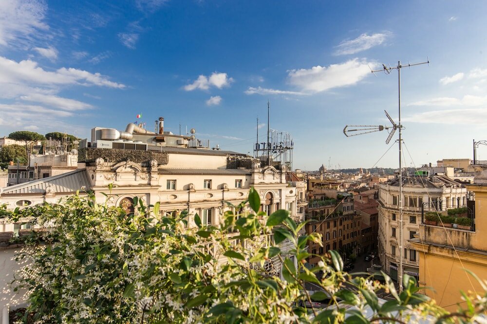 Фото Hotel 87 EightySeven