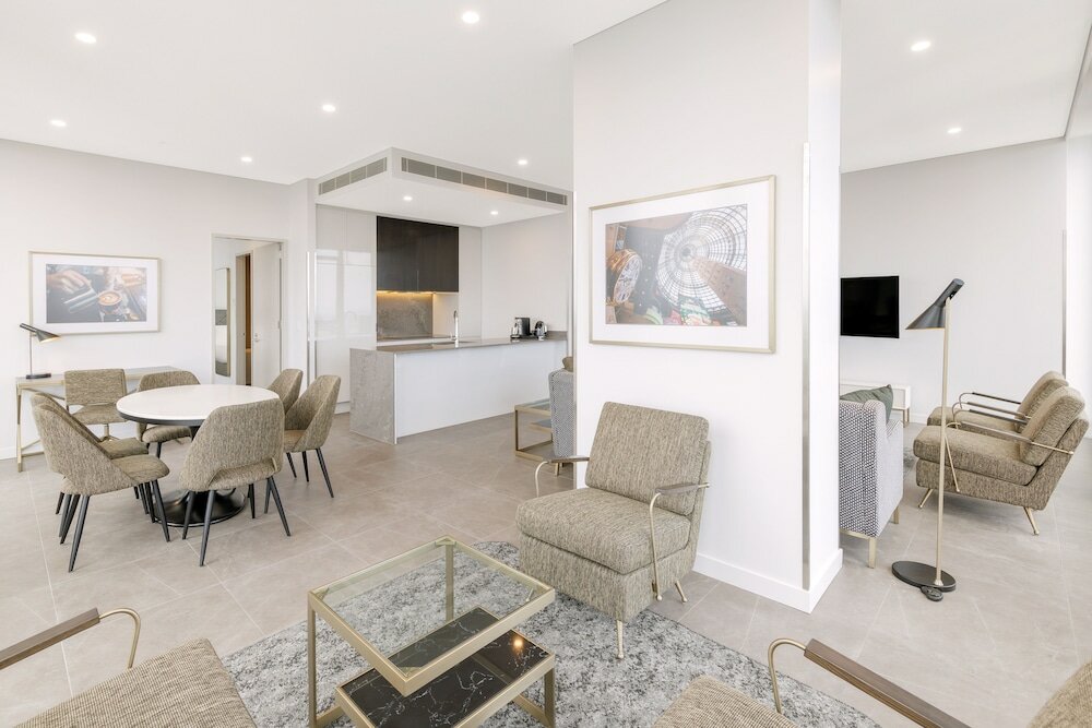 Фото Meriton Suites Melbourne