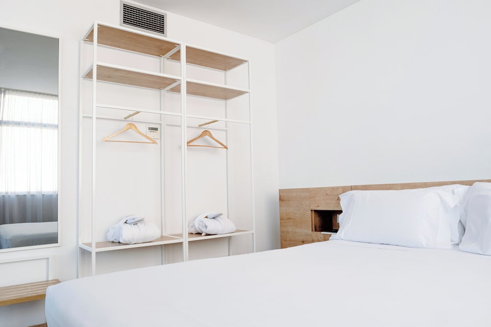 Фото Sercotel Madrid Aeropuerto