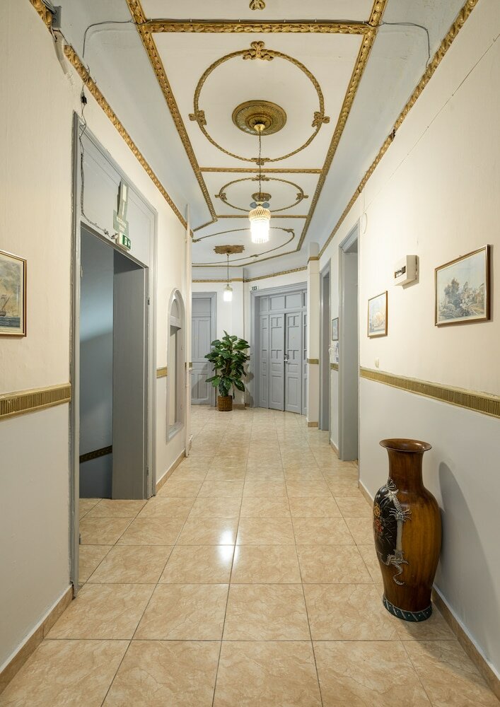 Фото Nea Metropolis Hotel