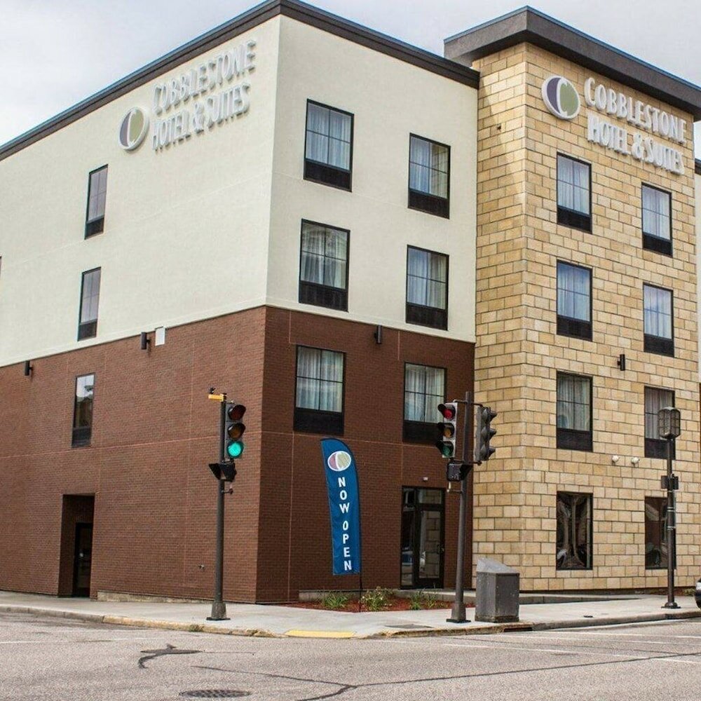 Фото Cobblestone Hotel & Suites – Chippewa Falls