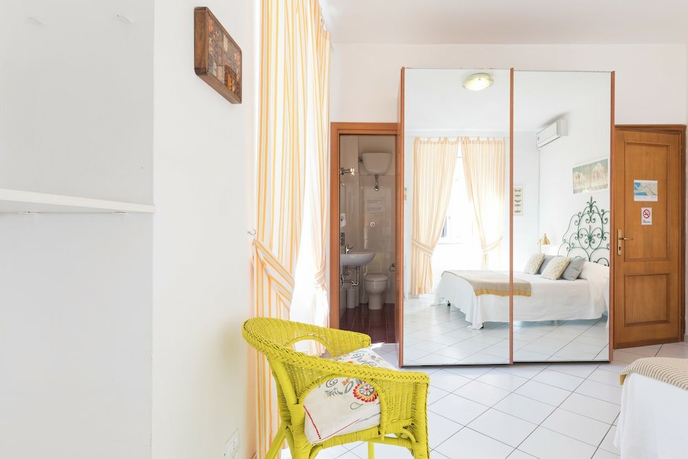 Фото  Bed and Breakfast Piazza Fratti