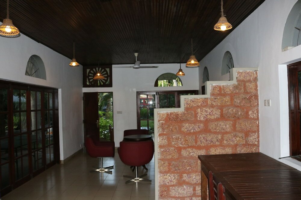 Фото Pavana Hotel