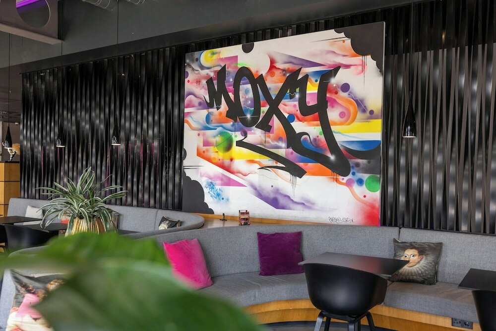 Фото Moxy London Excel