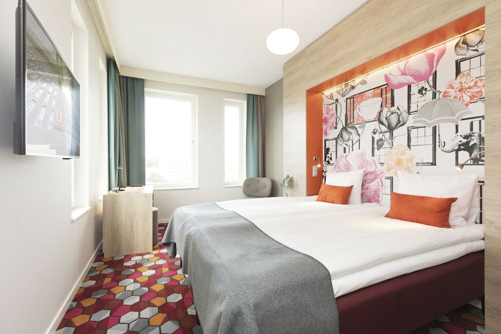 Фото отеля 2