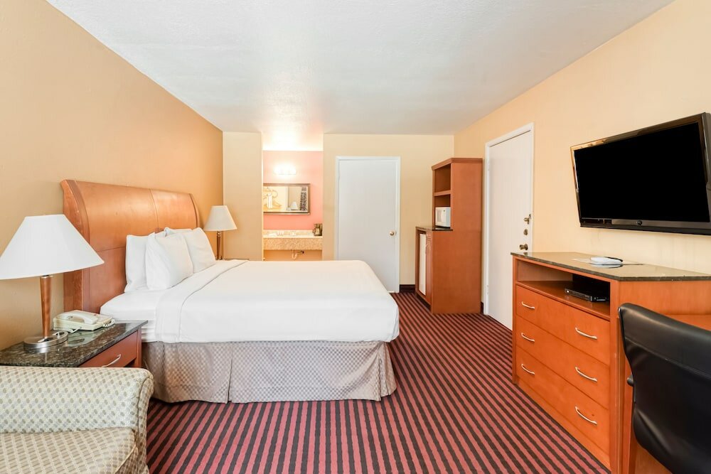 Фото Oyo Hotel Jefferson Tx Hwy 59