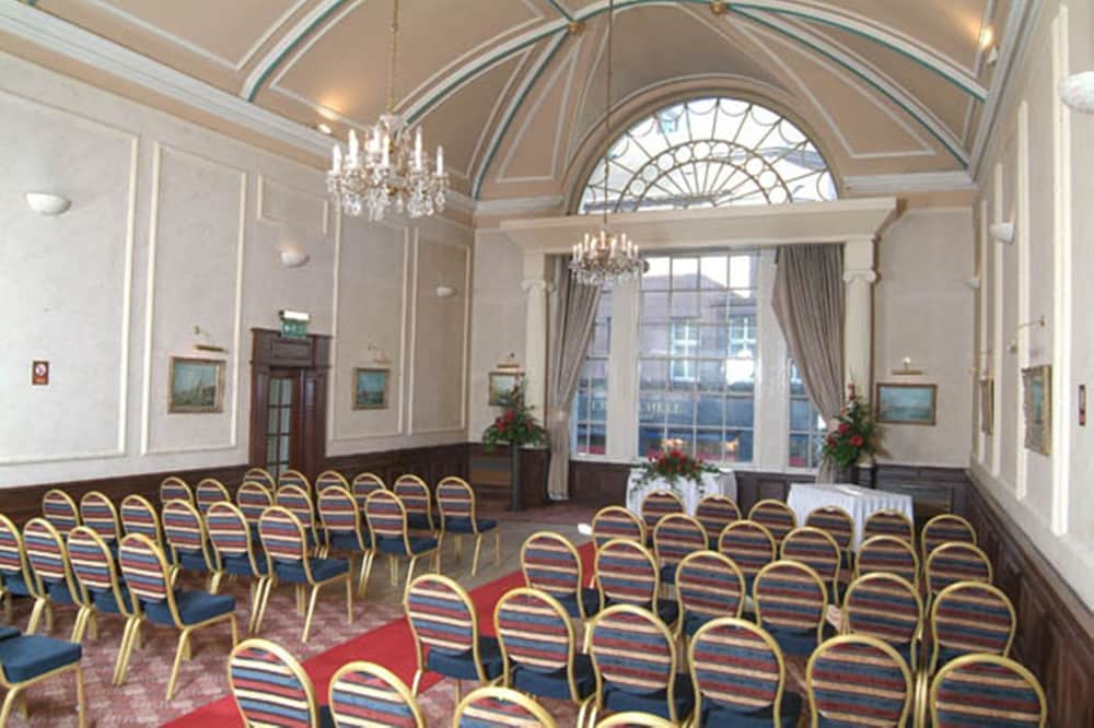 Фото Salutation Hotel